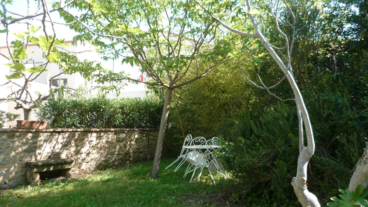 Photo of Outdoor in Poussan