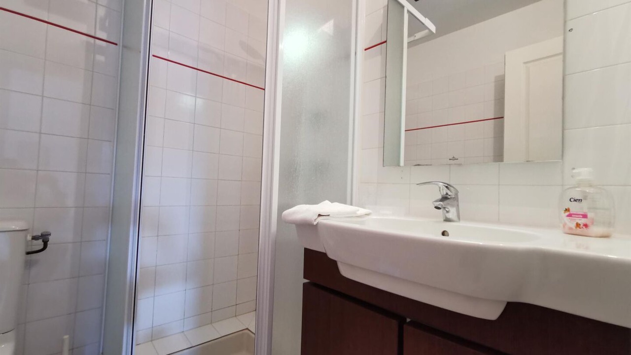 Photo of Bathroom in Abeilhan