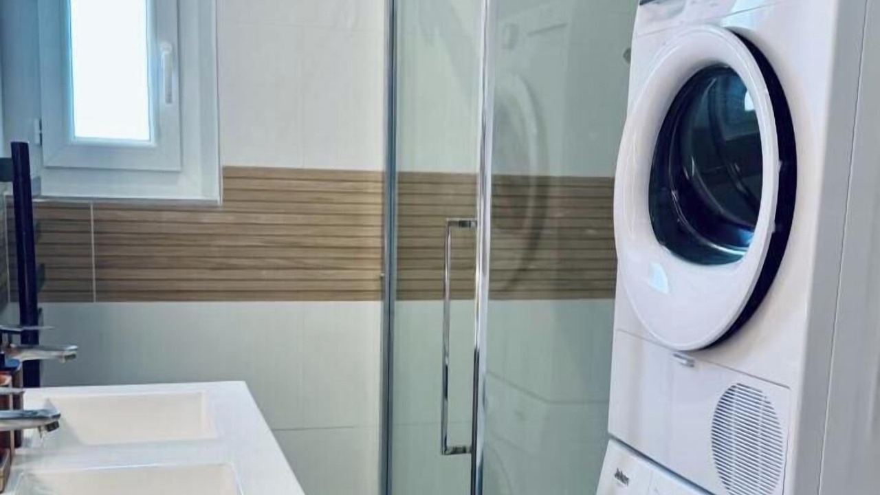 Photo of Bathroom in Cuxac-dʼAude