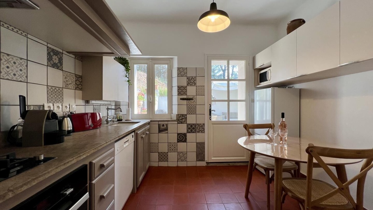 Photo of Kitchen in Puicheric