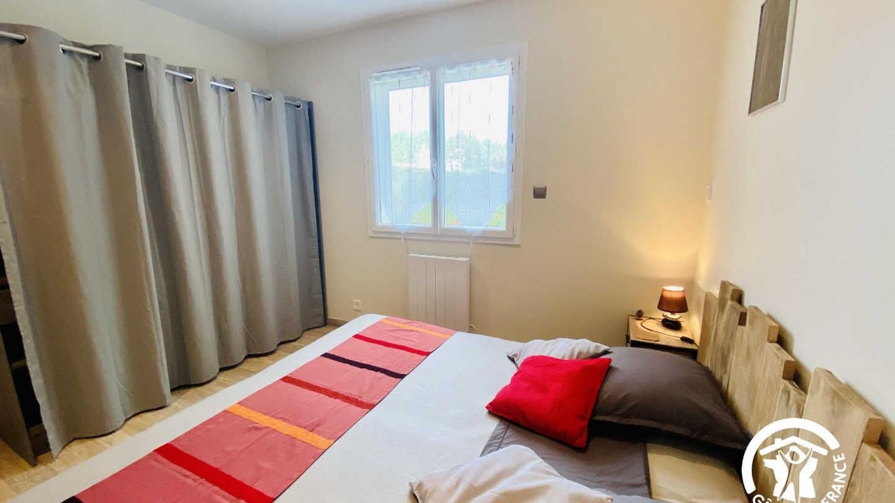 Photo of Bedroom in Les Martys