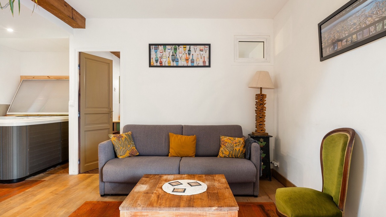 Photo of Livingroom in Vieux-Viel