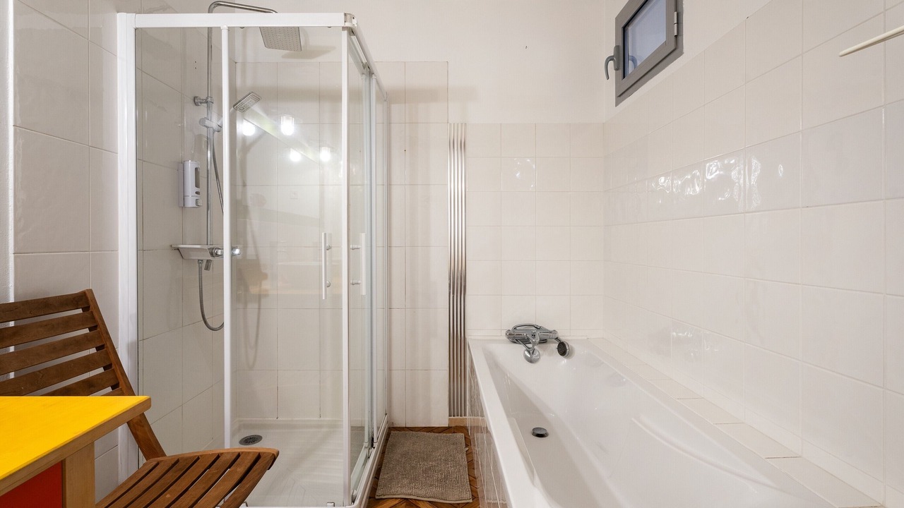 Photo of Bathroom in Vieux-Viel