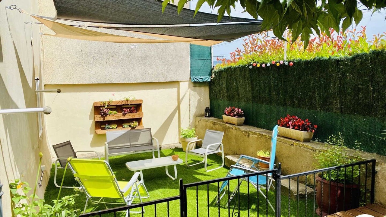 Photo of Patio Balcony in Berriac