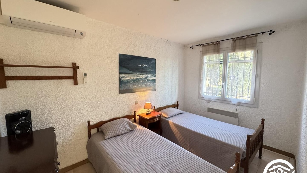 Photo of Bedroom in Alenya