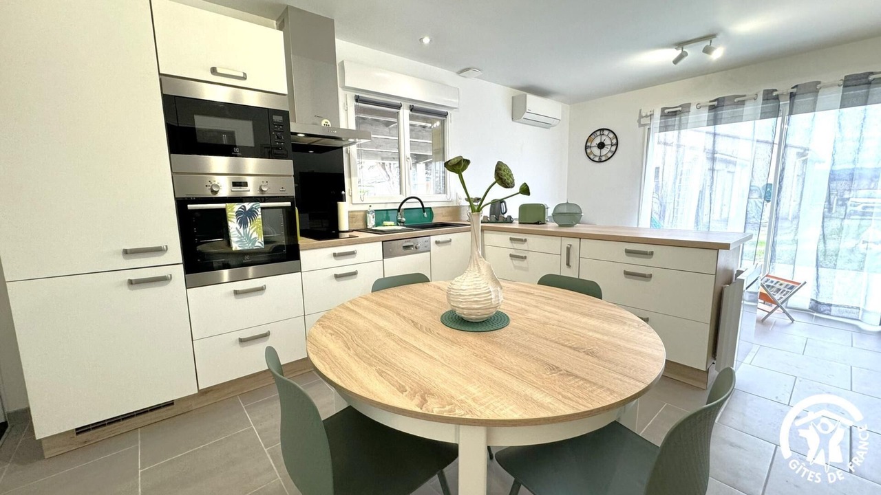 Photo of Kitchen in Caux-et-Sauzens