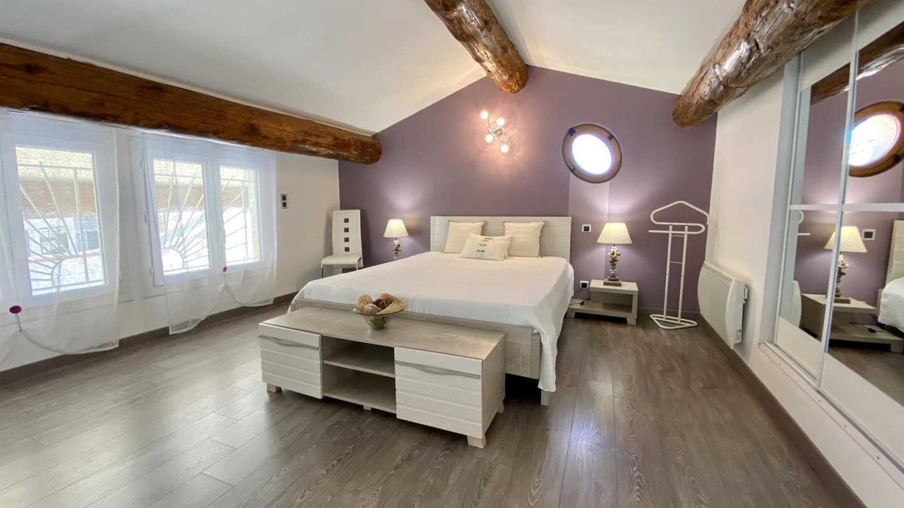 Photo of Bedroom in Roquefort-des-Corbieres