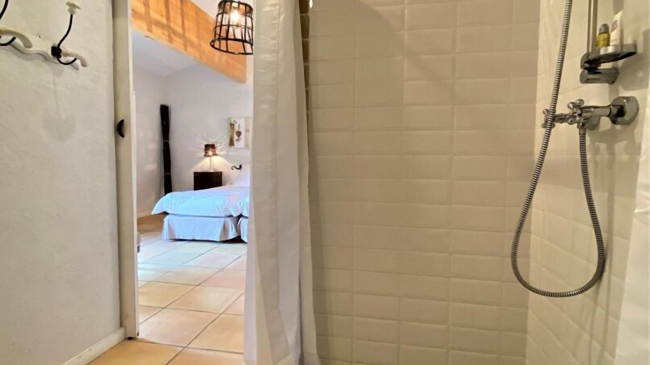 Photo of Bathroom in Argeliers