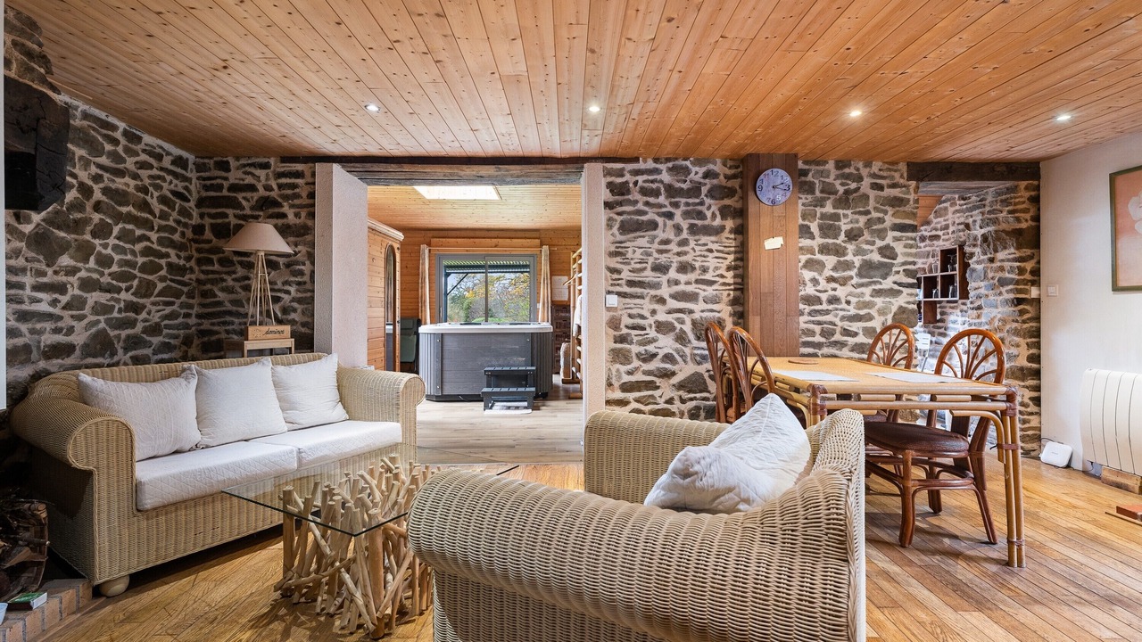 Photo of Livingroom in Vieux-Viel