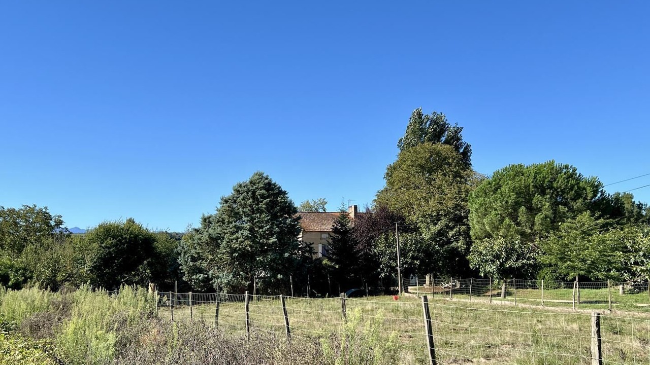 Photo of Outdoor in Plaigne