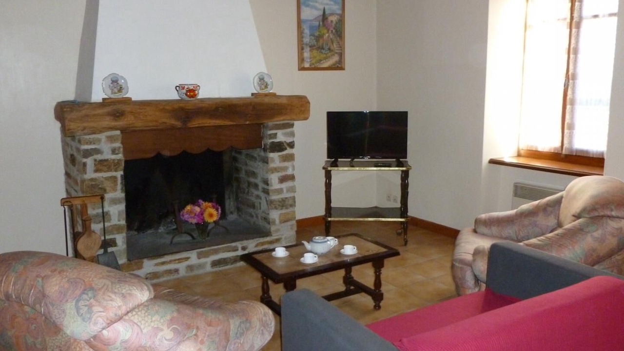 Photo of Livingroom in Lacombe