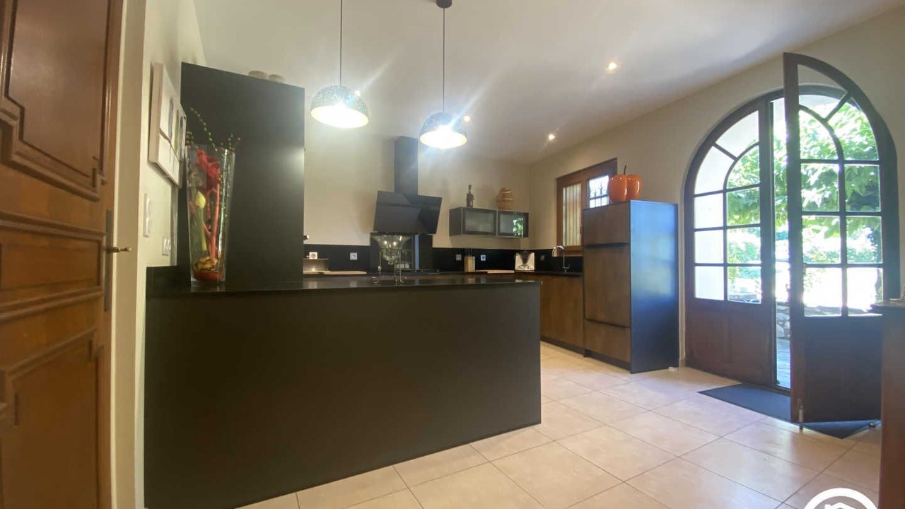 Photo of Kitchen in Saint-Paul-de-Fenouillet