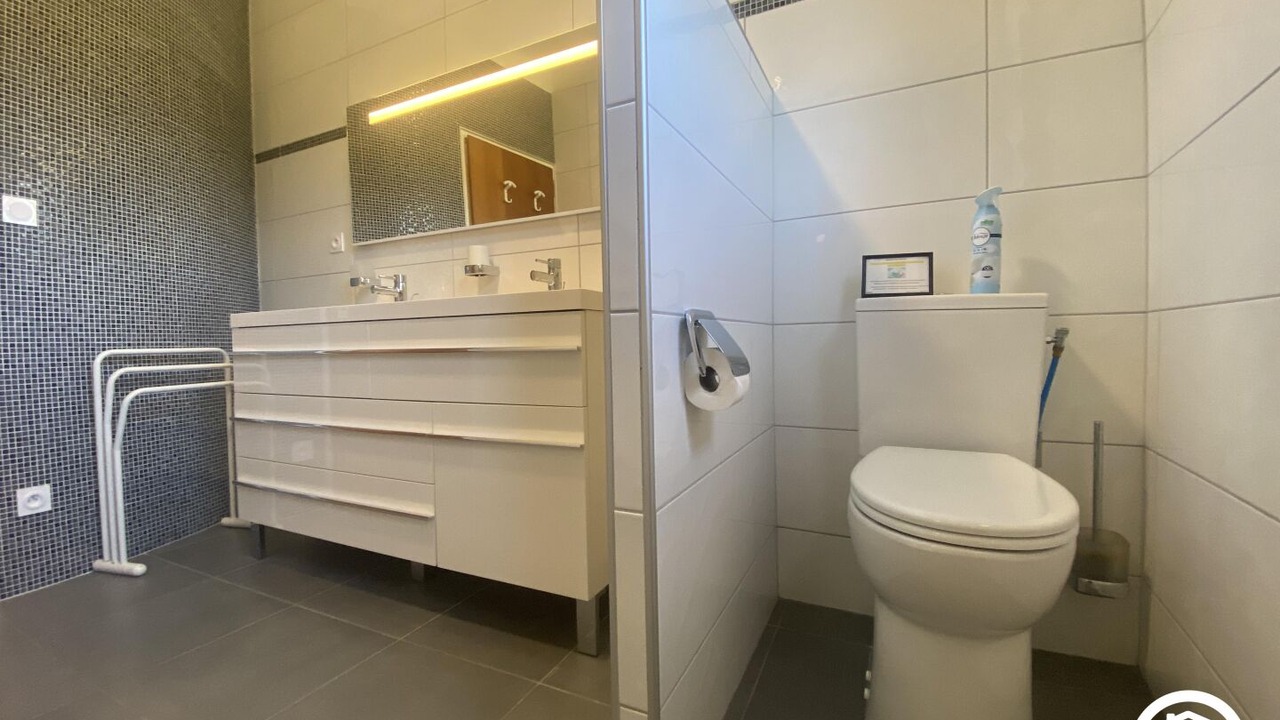 Photo of Bathroom in Saint-Paul-de-Fenouillet