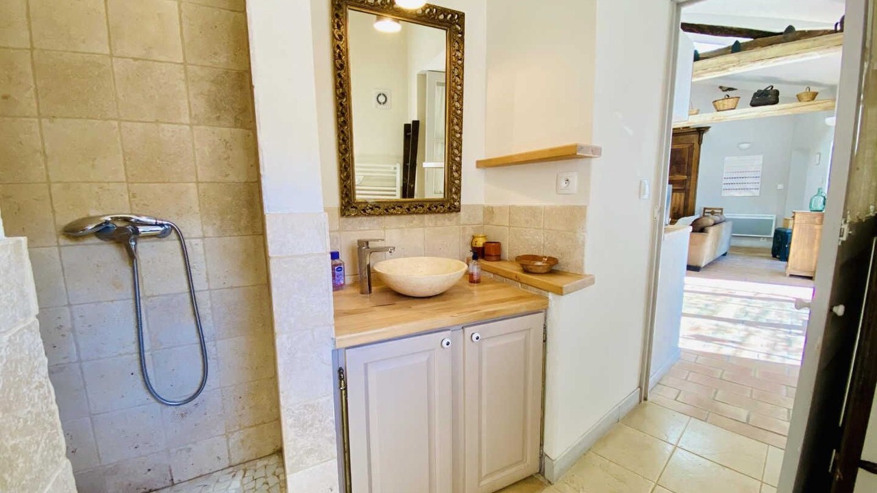 Photo of Bathroom in Caunes-Minervois