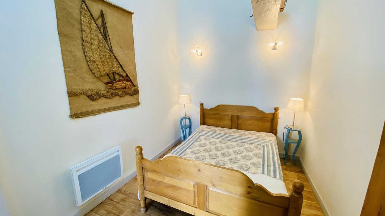 Photo of Bedroom in Caunes-Minervois