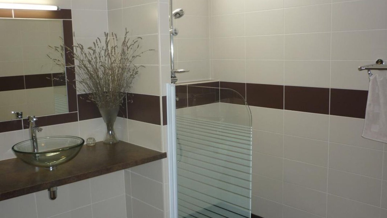 Photo of Bathroom in Embres-et-Castelmaure