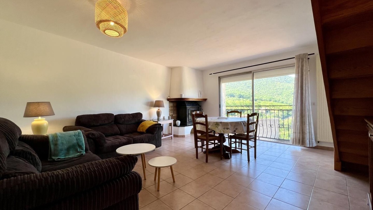Photo of Livingroom in Quintillan