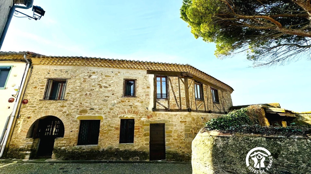 Photo of Outdoor in Issel