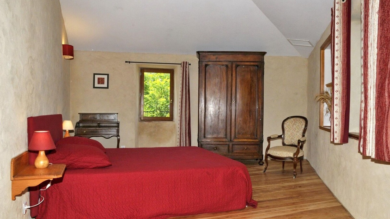 Photo of Bedroom in Issel