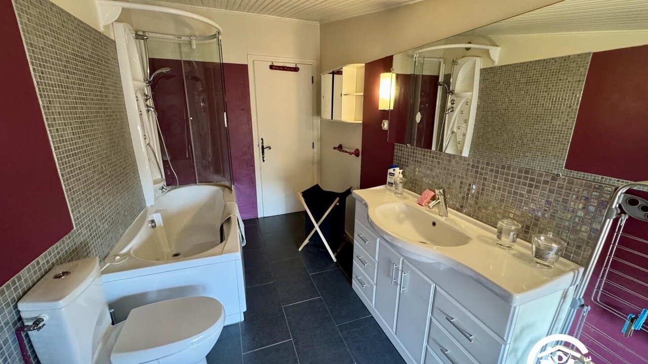 Photo of Bathroom in Salles-d'Aude