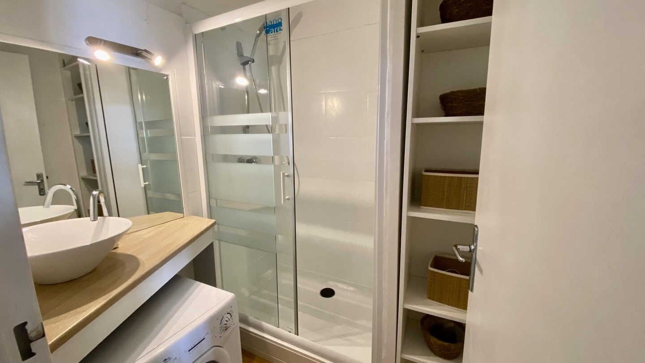 Photo of Bathroom in Port Rive Gauche