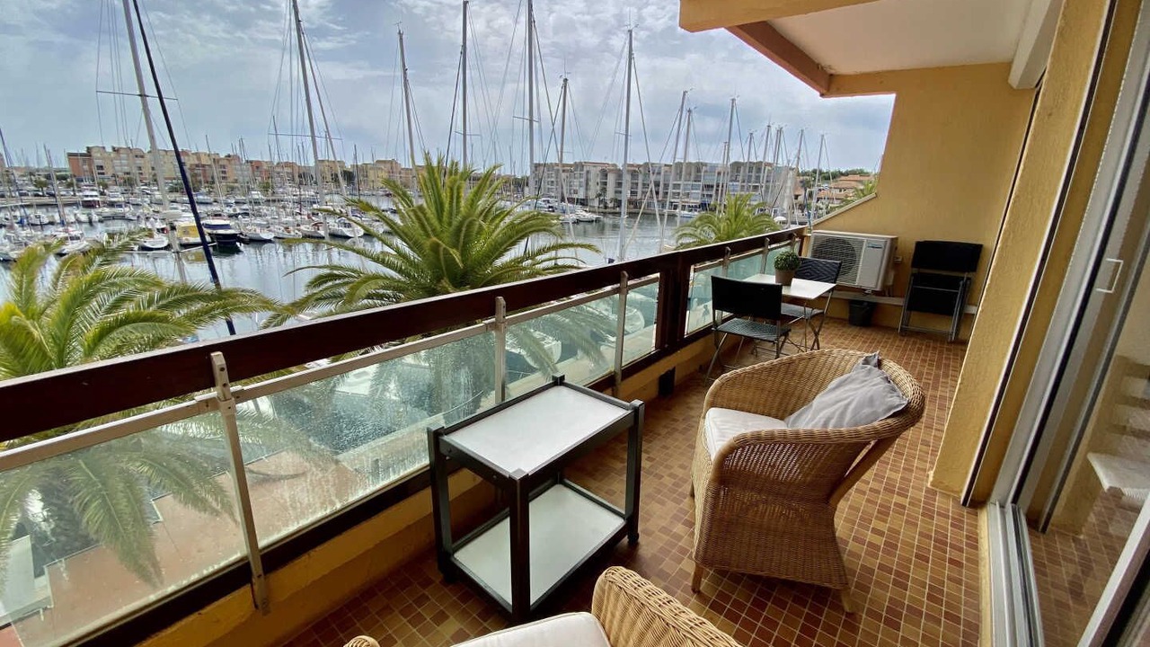 Photo of Others in Port Rive Gauche
