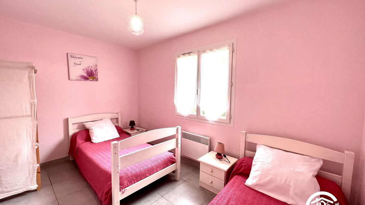Photo of Bedroom in Plaigne