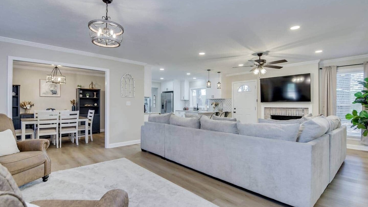 Photo of Livingroom in Montclair