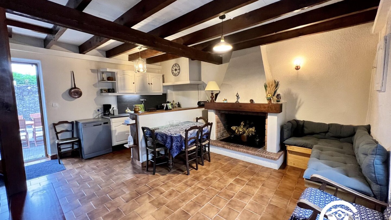 Photo of Livingroom in Limousis