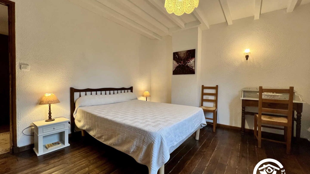 Photo of Bedroom in Limousis
