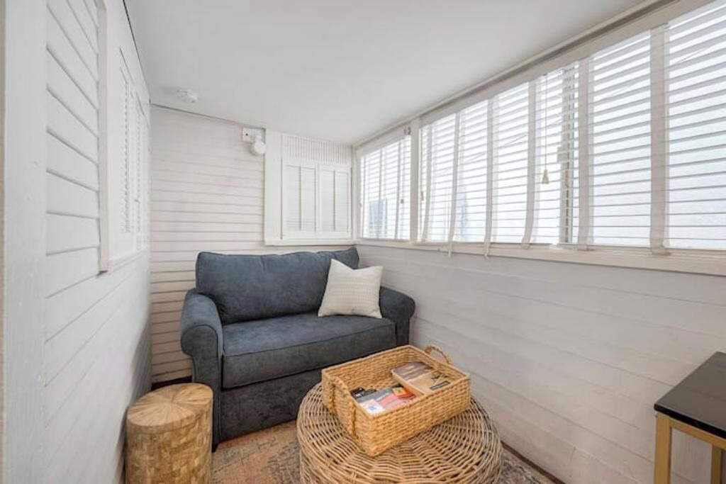 Photo of Livingroom in Central Mission Beach