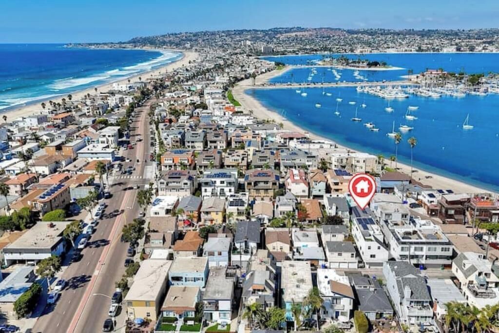 Photo of Others in Central Mission Beach