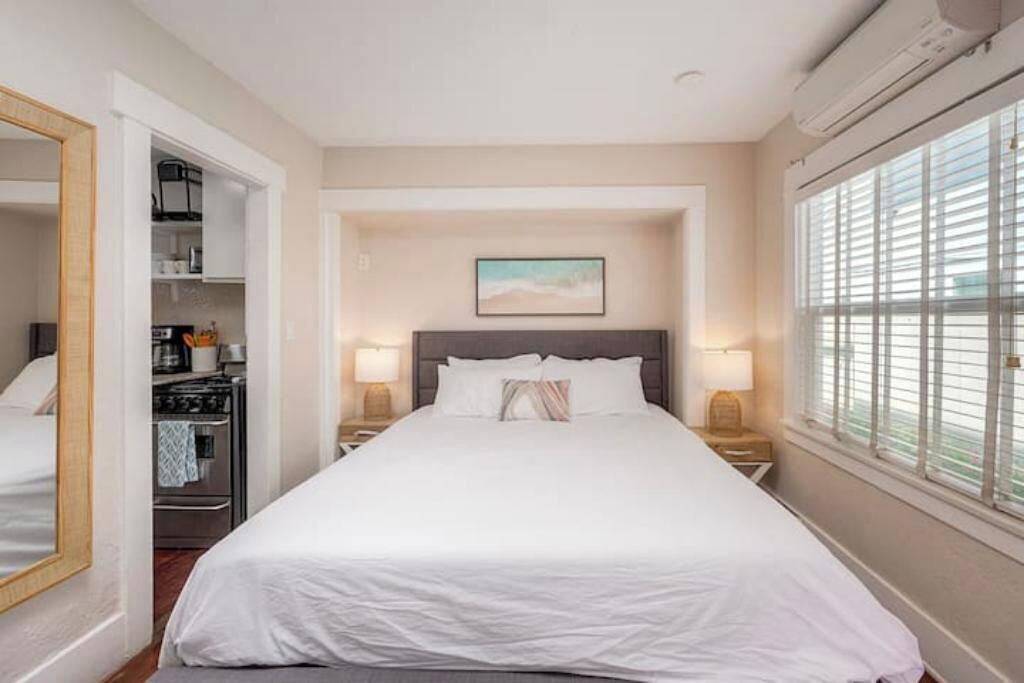 Photo of Bedroom in Central Mission Beach