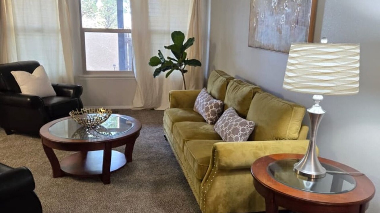 Photo of Livingroom in Glenwood Hills