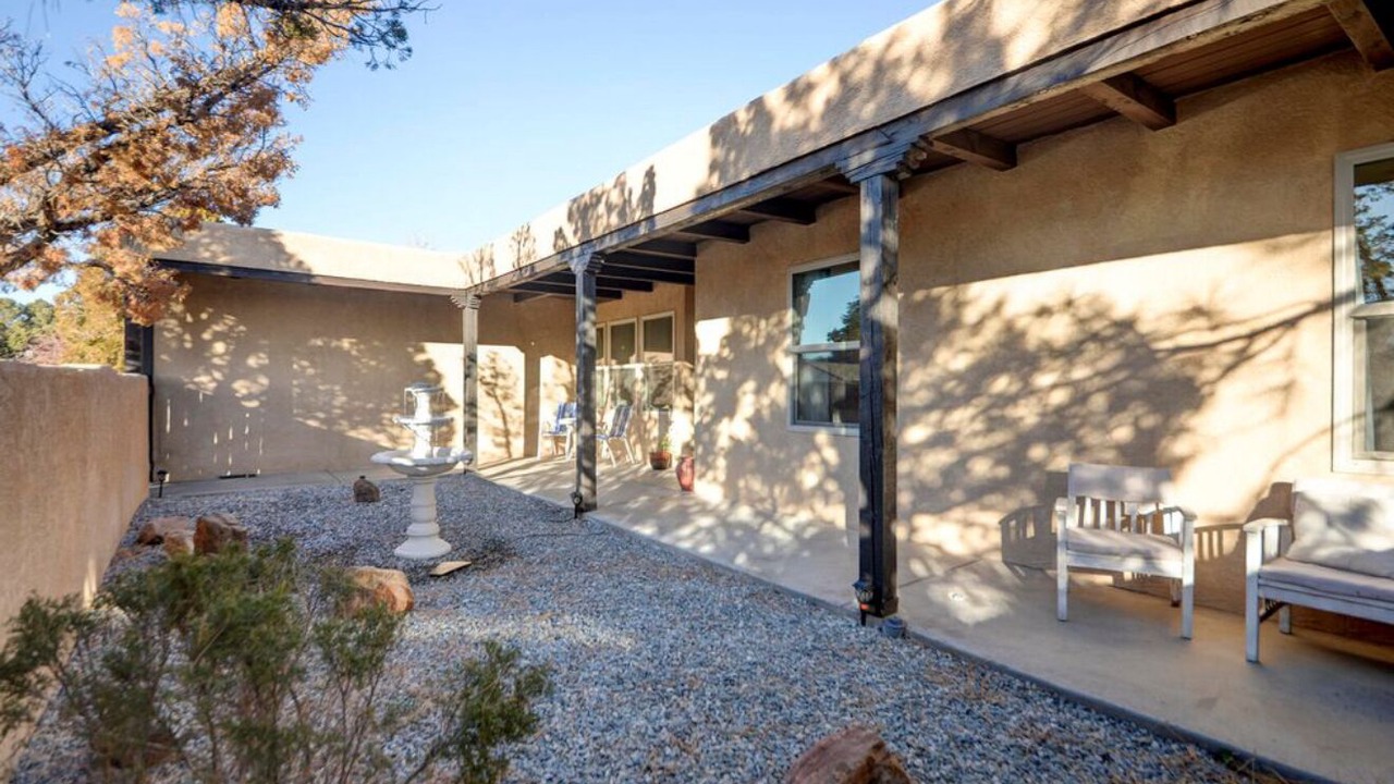 Photo of Patio Balcony in Glenwood Hills
