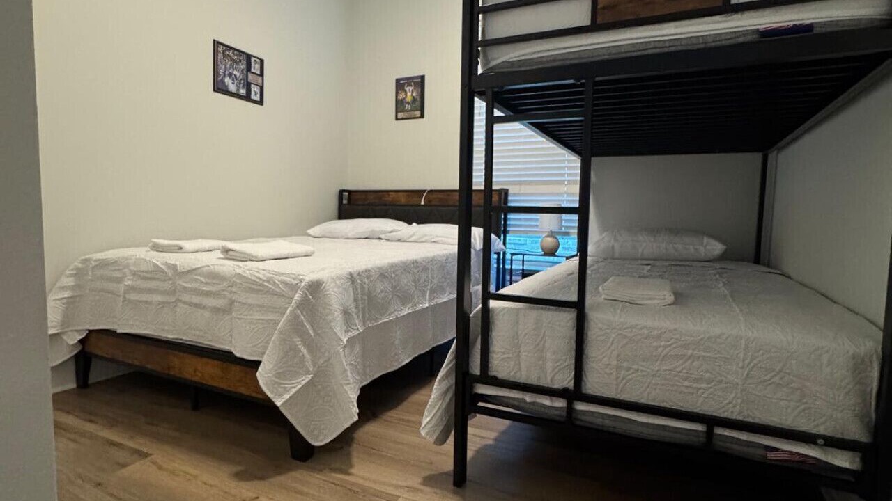 Photo of Bedroom in Highlands - Perkins