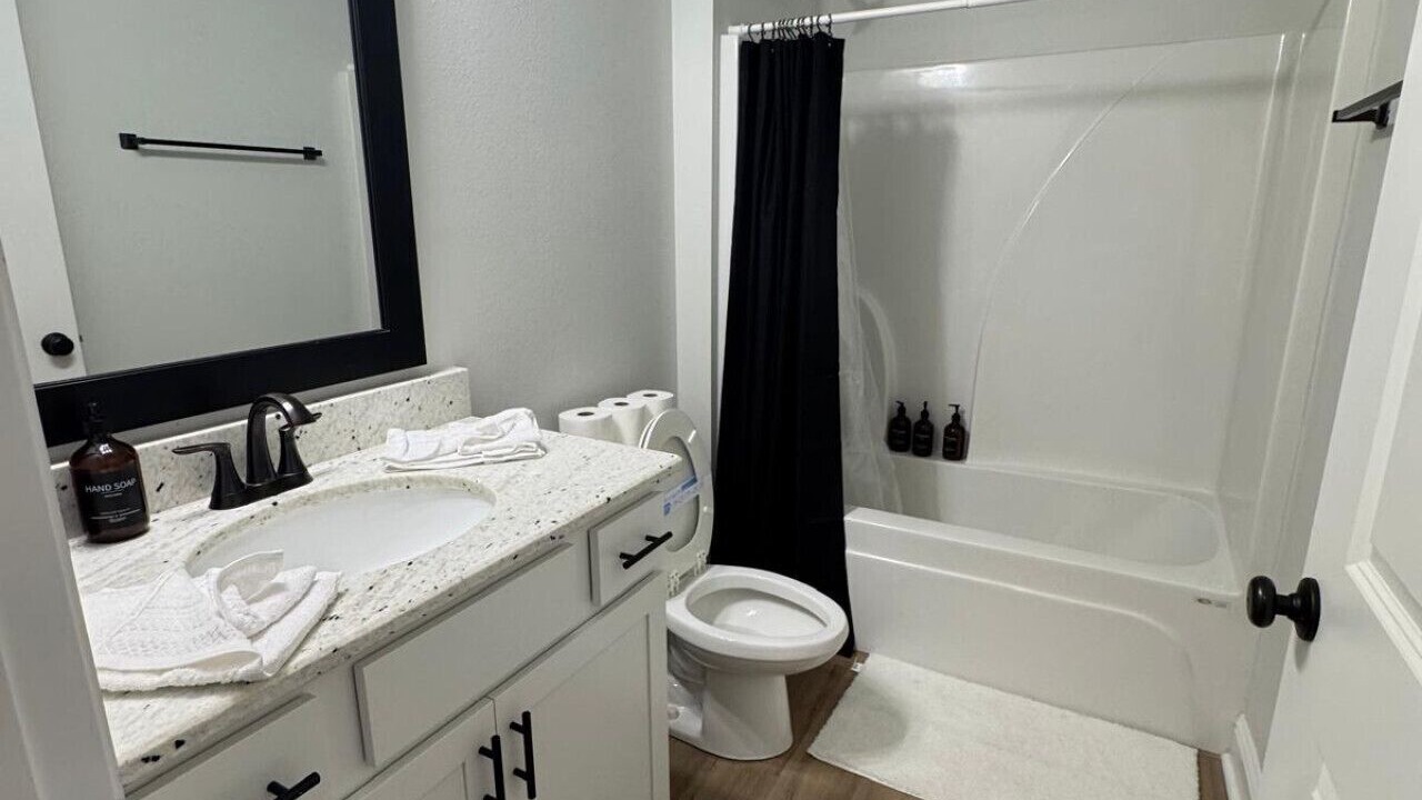 Photo of Bathroom in Highlands - Perkins