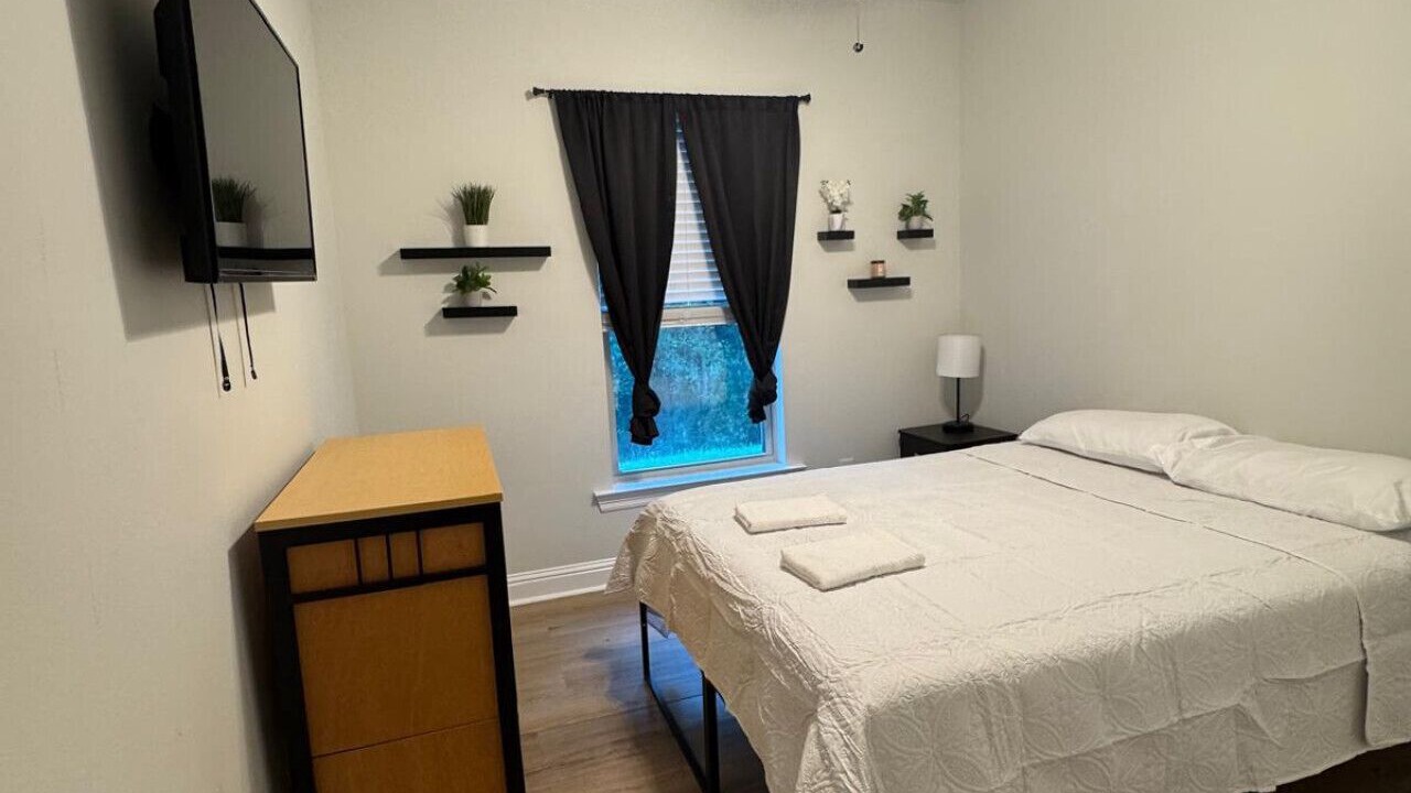 Photo of Bedroom in Highlands - Perkins