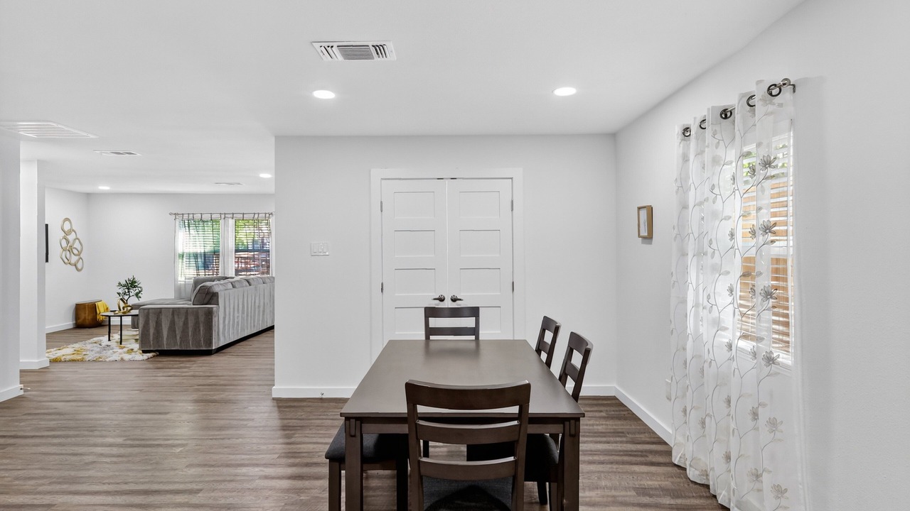 Photo of Bedroom in Oak Cliff