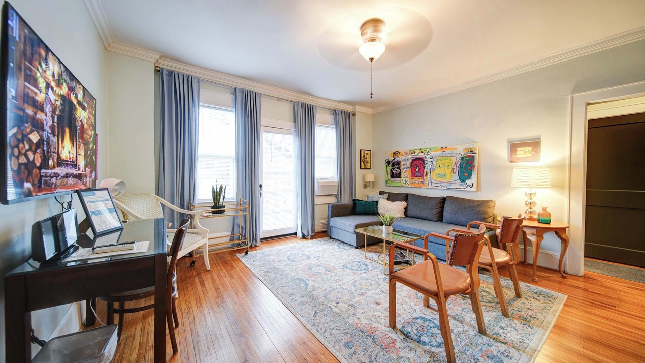 Photo of Livingroom in Dilworth