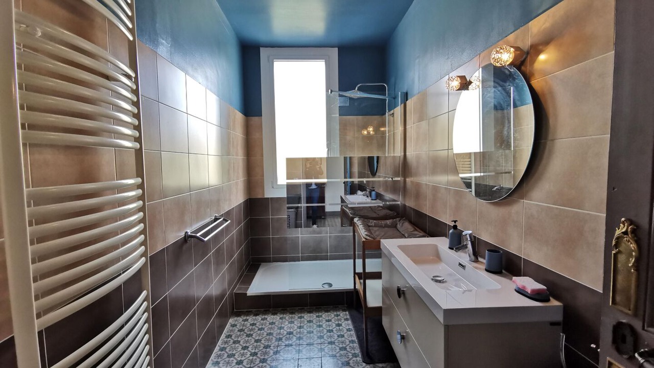 Photo of Bathroom in Passa