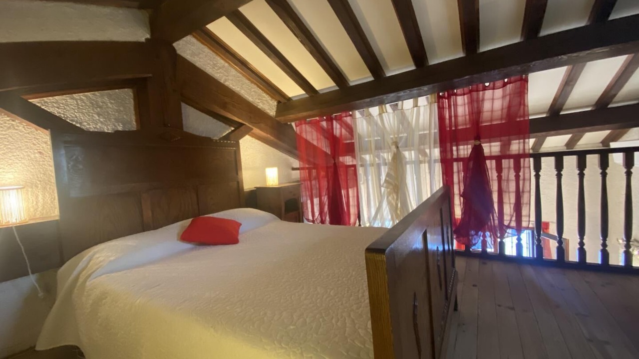 Photo of Bedroom in Alenya