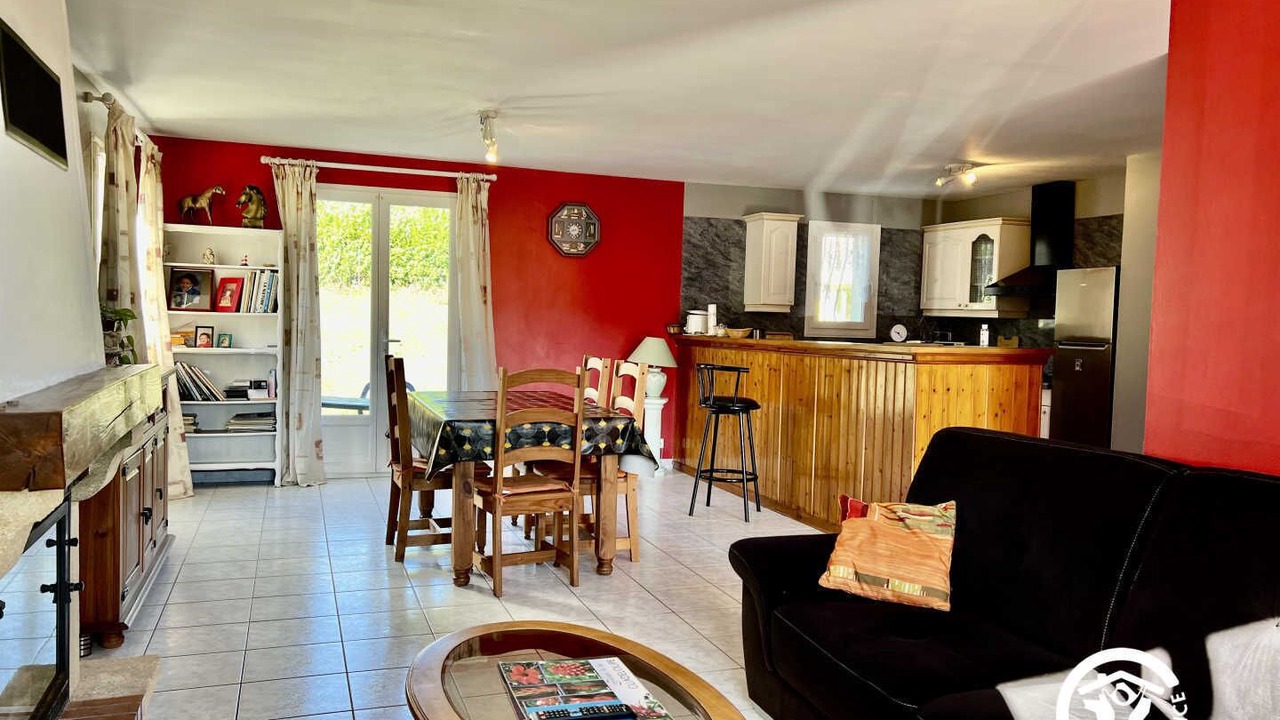 Photo of Livingroom in Brenac