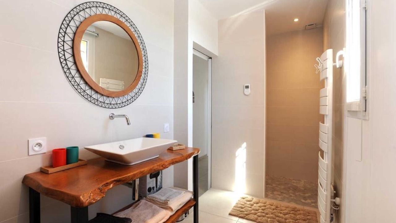 Photo of Bathroom in Trouillas