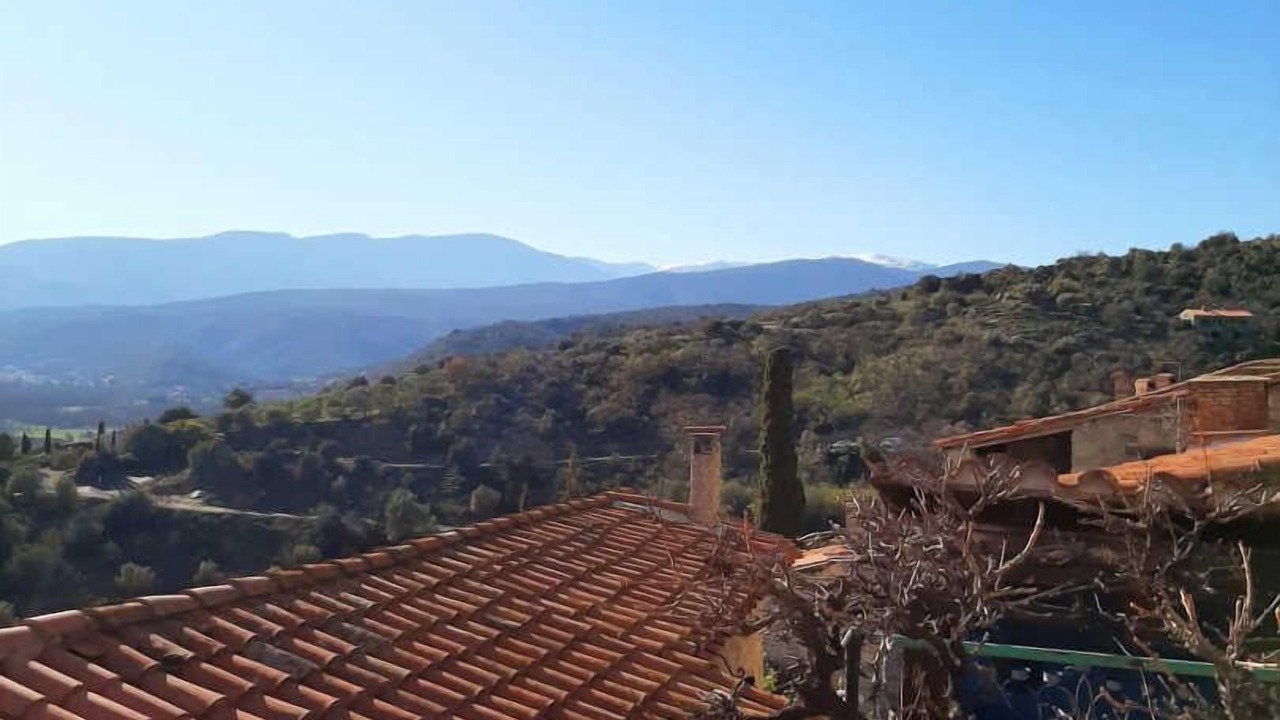 Photo of Others in Eus