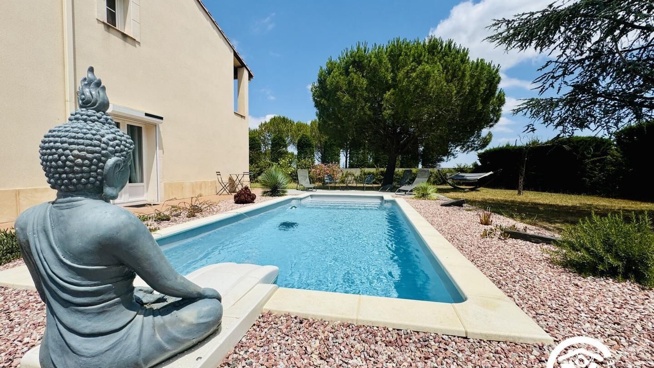 Photo of Outdoor in Roullens