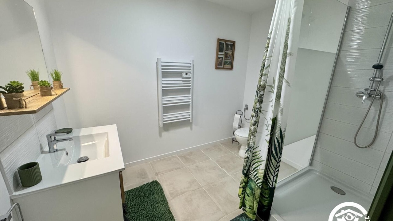 Photo of Bathroom in Roullens