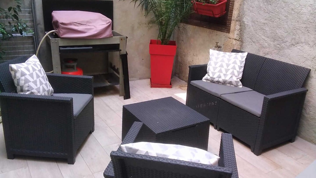 Photo of Patio Balcony in Caunes-Minervois