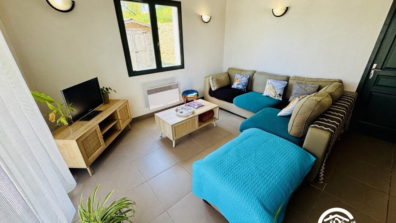 Photo of Livingroom in Pradelles-Cabardes