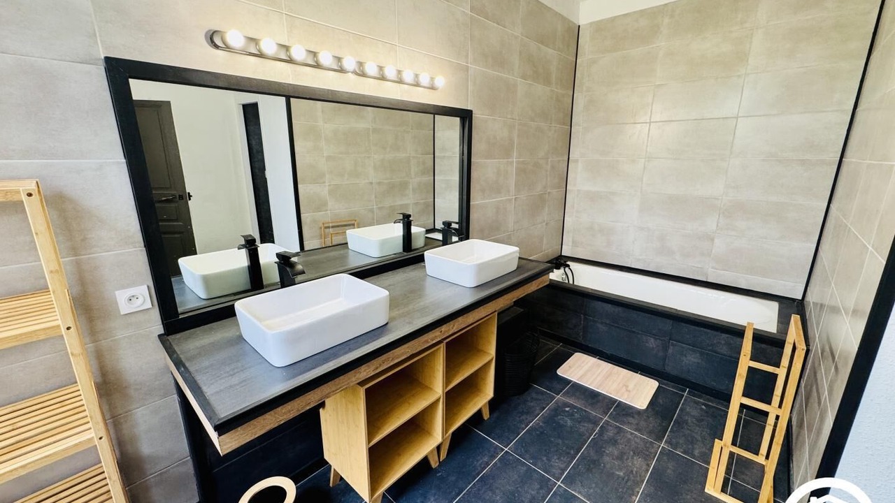 Photo of Bathroom in Saint-Ferriol